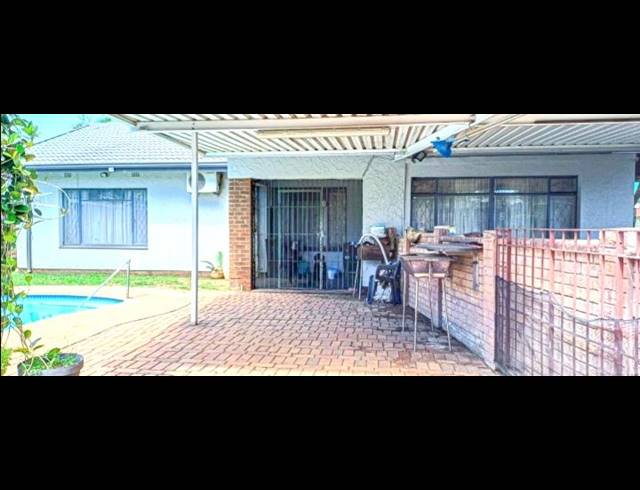 3 BEDROOM HOUSE FOR SALE IN VELD EN VLEI
